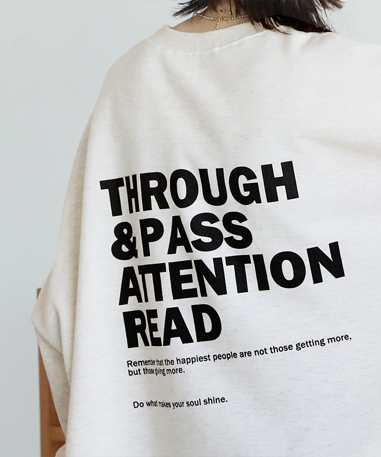 裏起毛前後ロゴゆったりプルオーバー