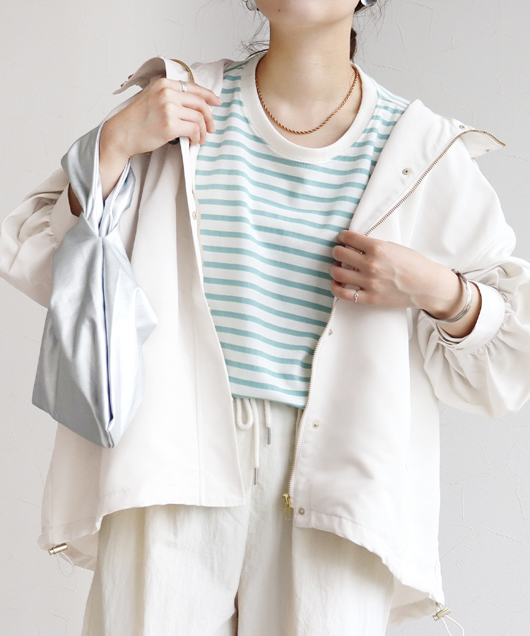 裾ドロストマウンテンパーカー