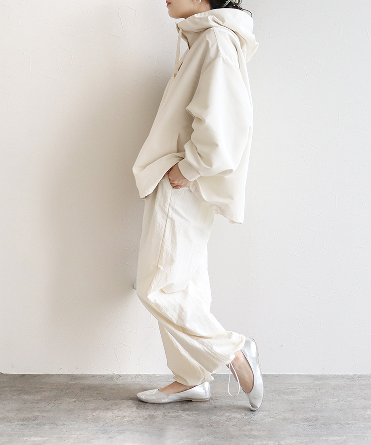 裾ドロストマウンテンパーカー