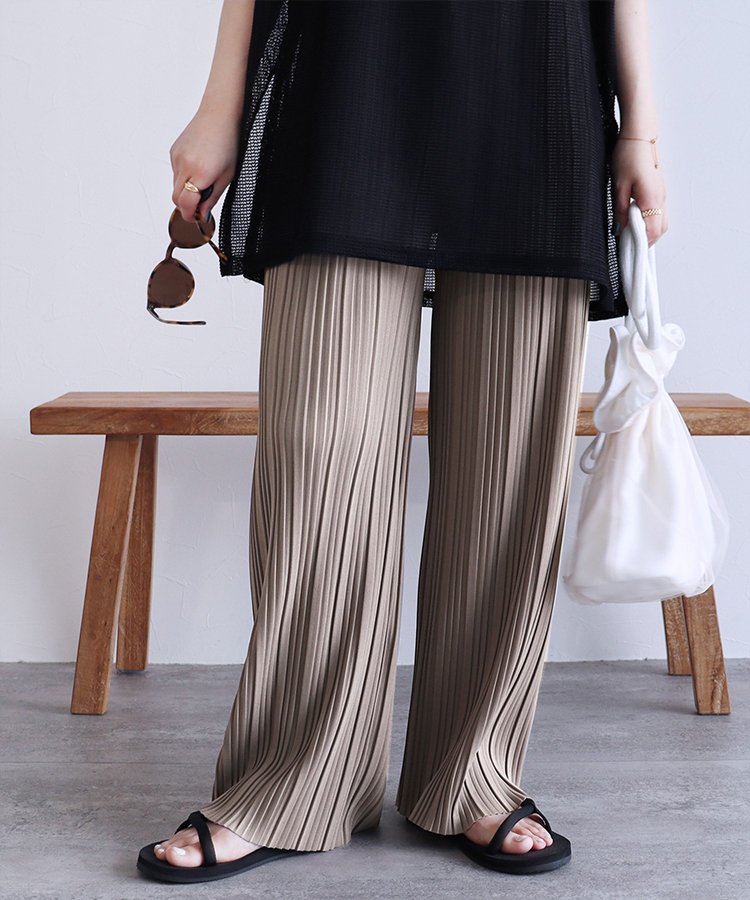 ランダムプリーツパンツ