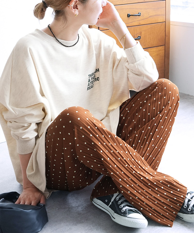 ランダムプリーツパンツ