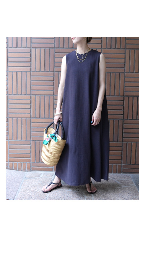 エンボス風Aラインワンピース