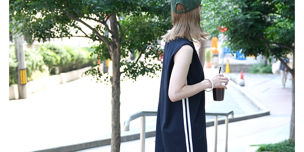 サイドラインノースリーブワンピース